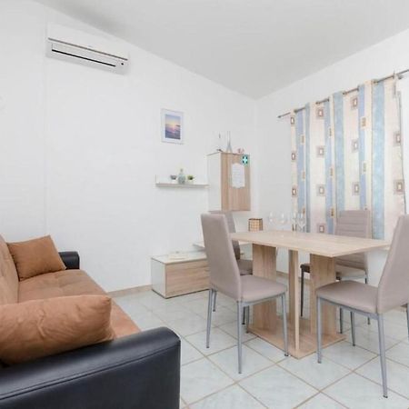 Apartment Brnabic Rogoznica  Kültér fotó